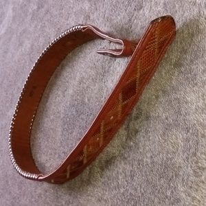 Circle Y size 28 snakeskin textured diamond pattern belt NO BUCKLE